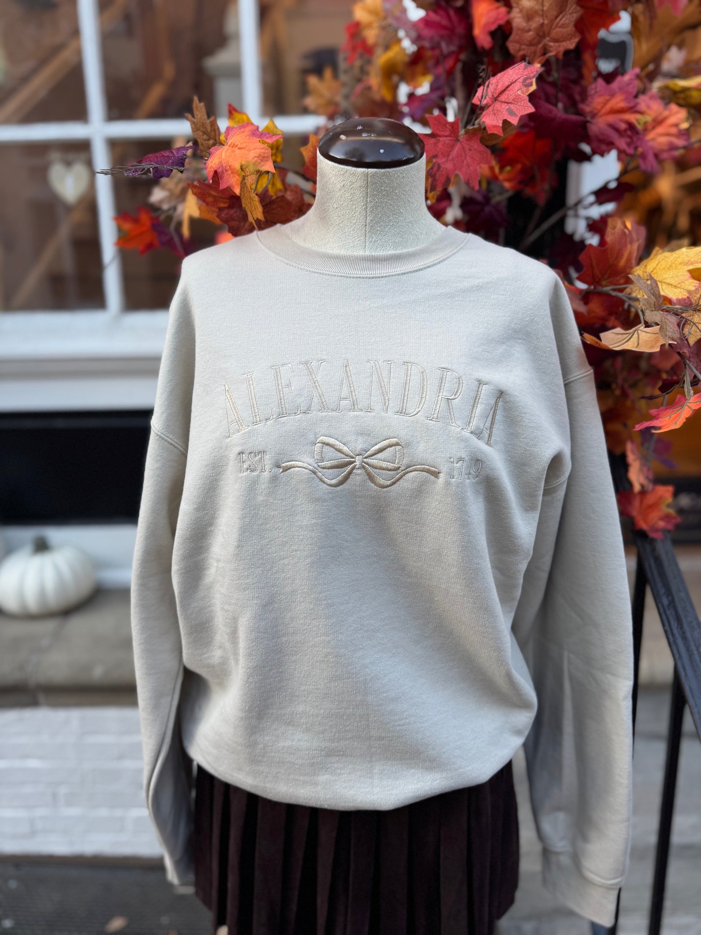 Alexandria Emroidered Bow Sweatshirt - Sand